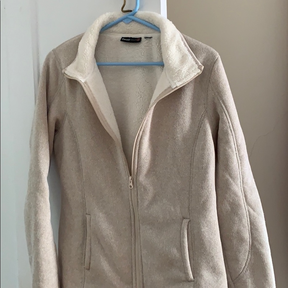 Sweater/fleece